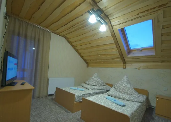 U Slavika Lodge Jassinja